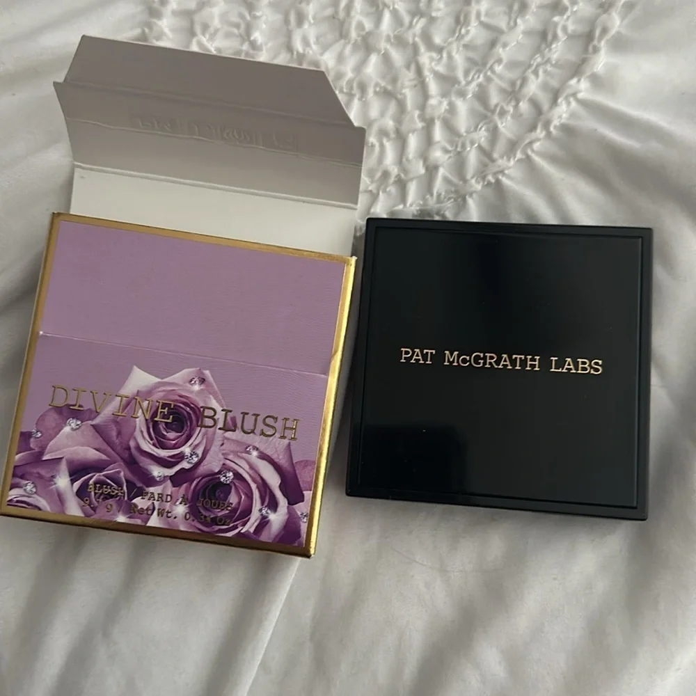 PAT MCGRATH Skin Fetish: Divine Blush in Nymphette (Soft Pink/Golden Pearl), NIB